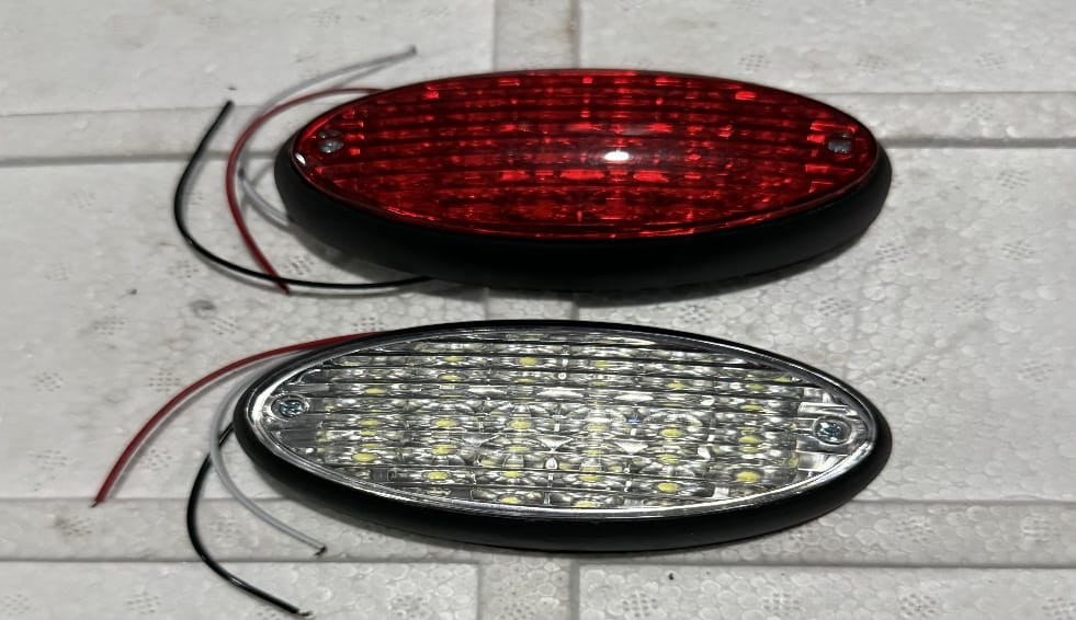 Đèn Sàn Soi Thùng LED 24V Xe Tải