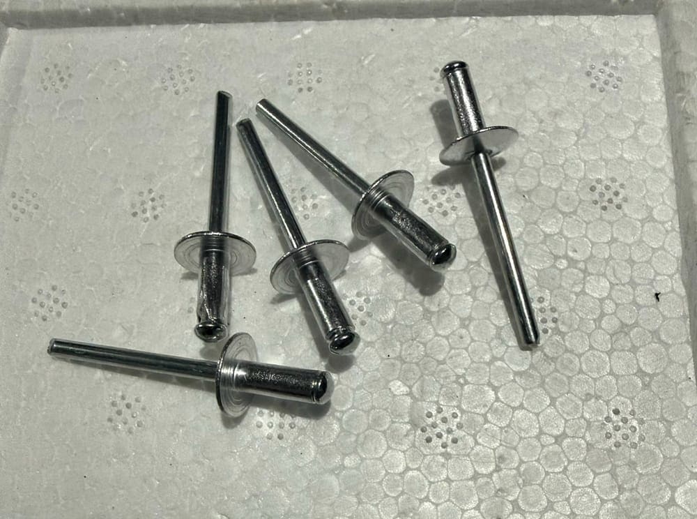 Đinh Rút Inox 304 Ø4.0 Thùng Đông Lạnh
