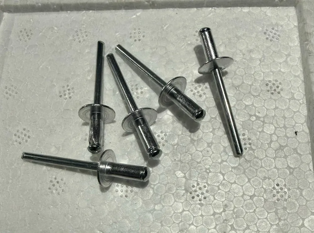 Đinh Rút Inox 304 Ø4.0 Thùng Đông Lạnh